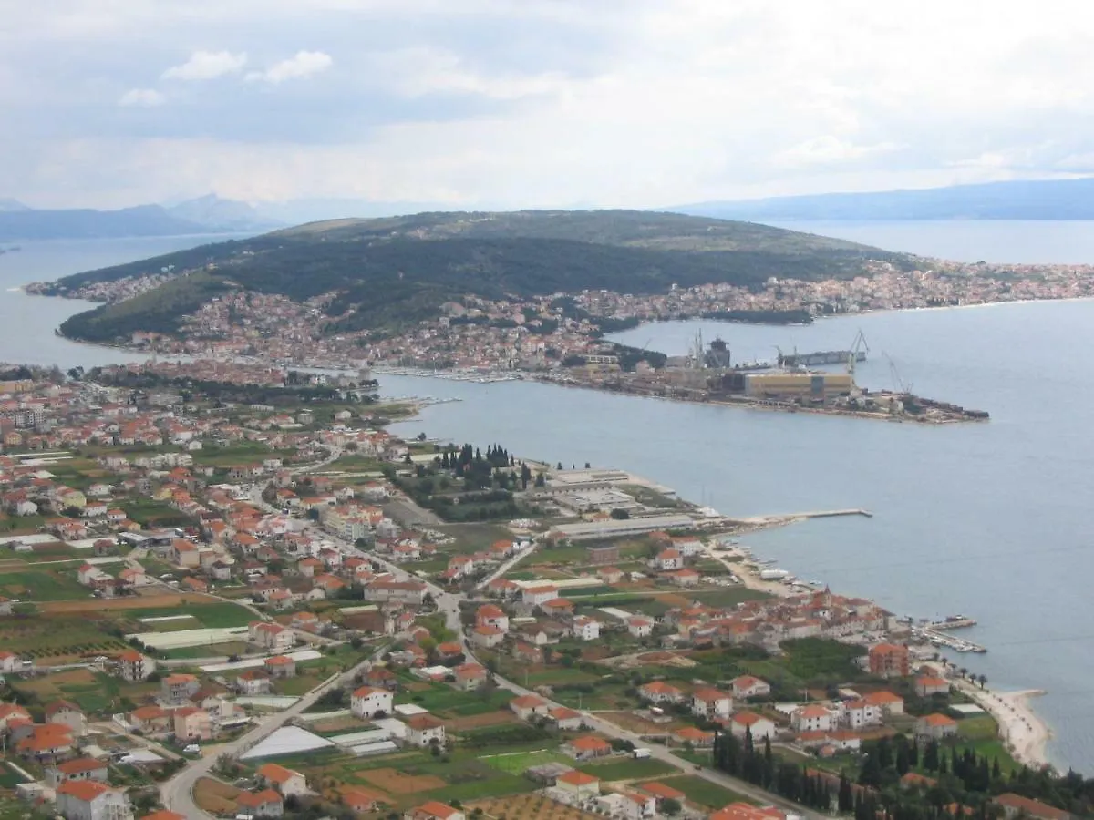 Delux Apartment Near The Sea Trogir