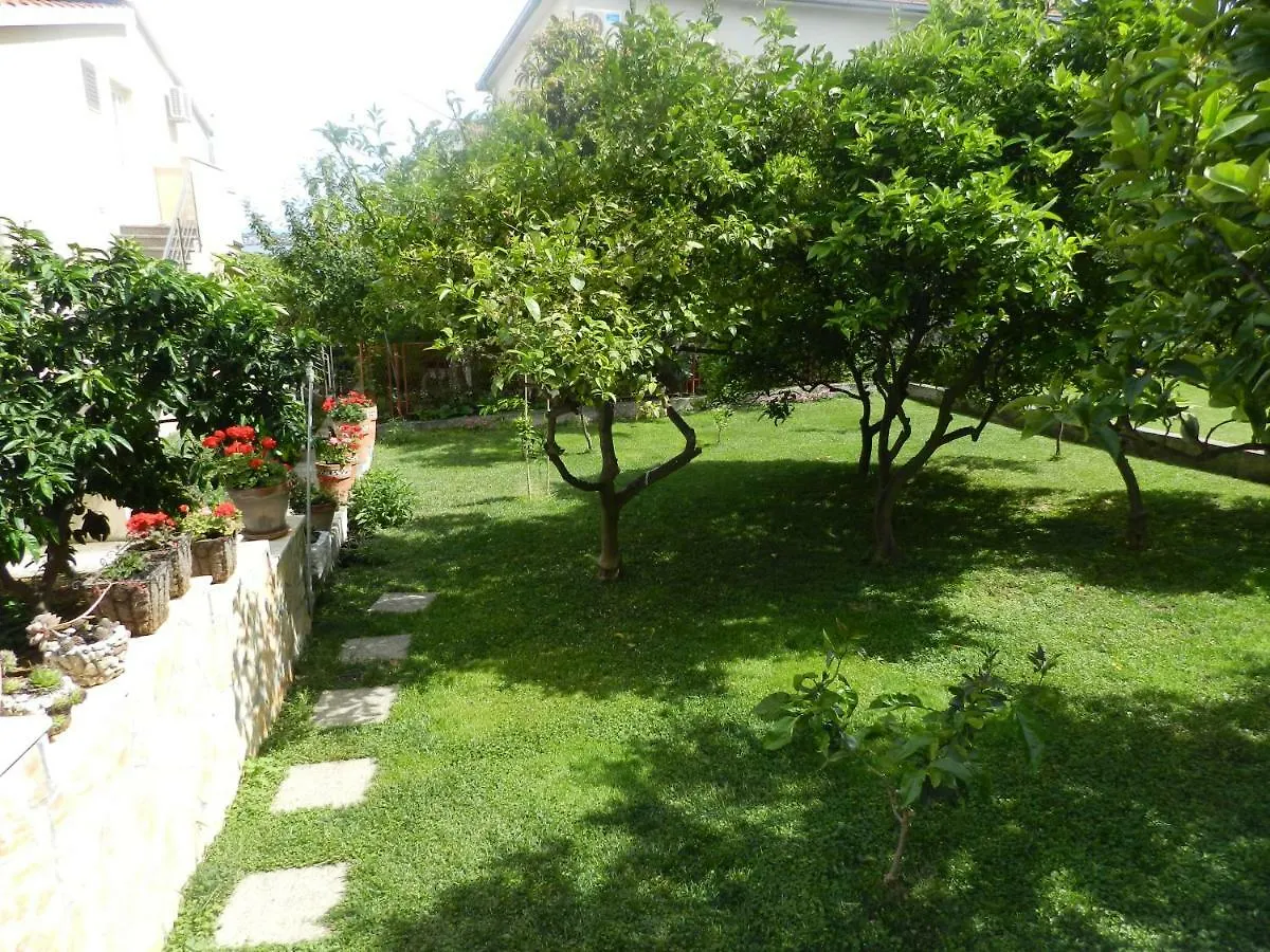 Delux Apartment Near The Sea Trogir 0*,