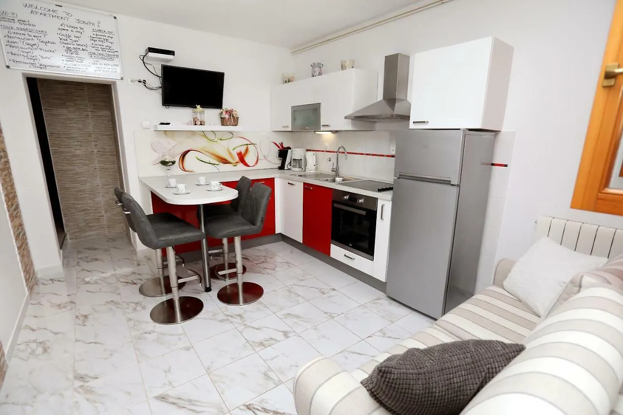 Delux Apartment Near The Sea Trogir