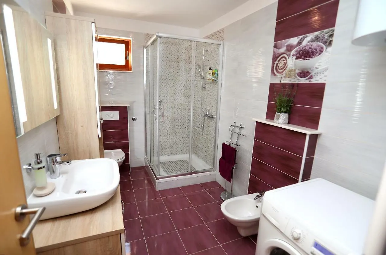 Delux Apartment Near The Sea Trogir Croatia