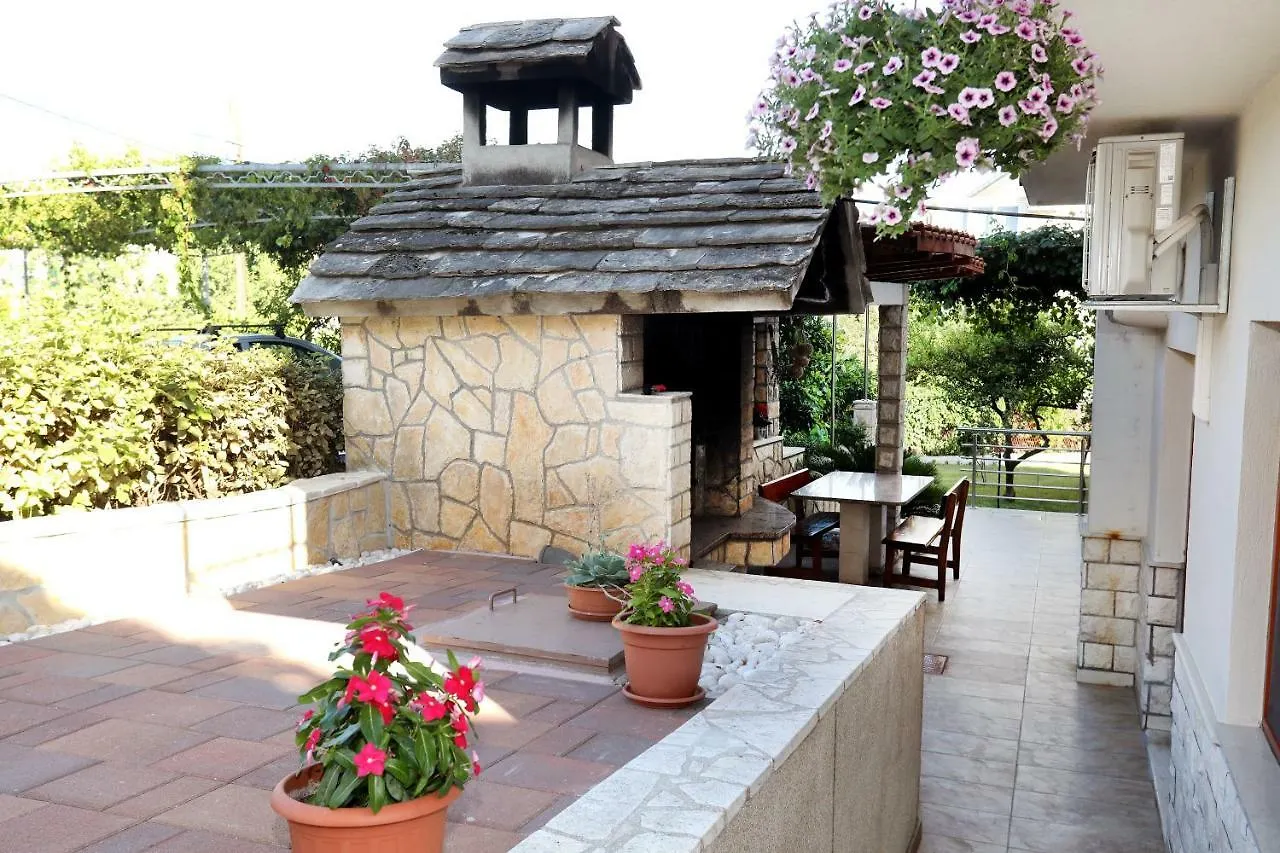 Delux Apartment Near The Sea Trogir