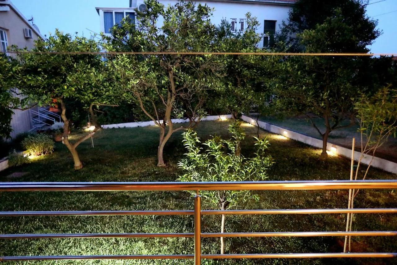 Delux Apartment Near The Sea Trogir Croatia